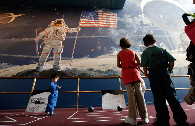 Illustration for article titled The Suits That Carried Our Heroes To The Moon